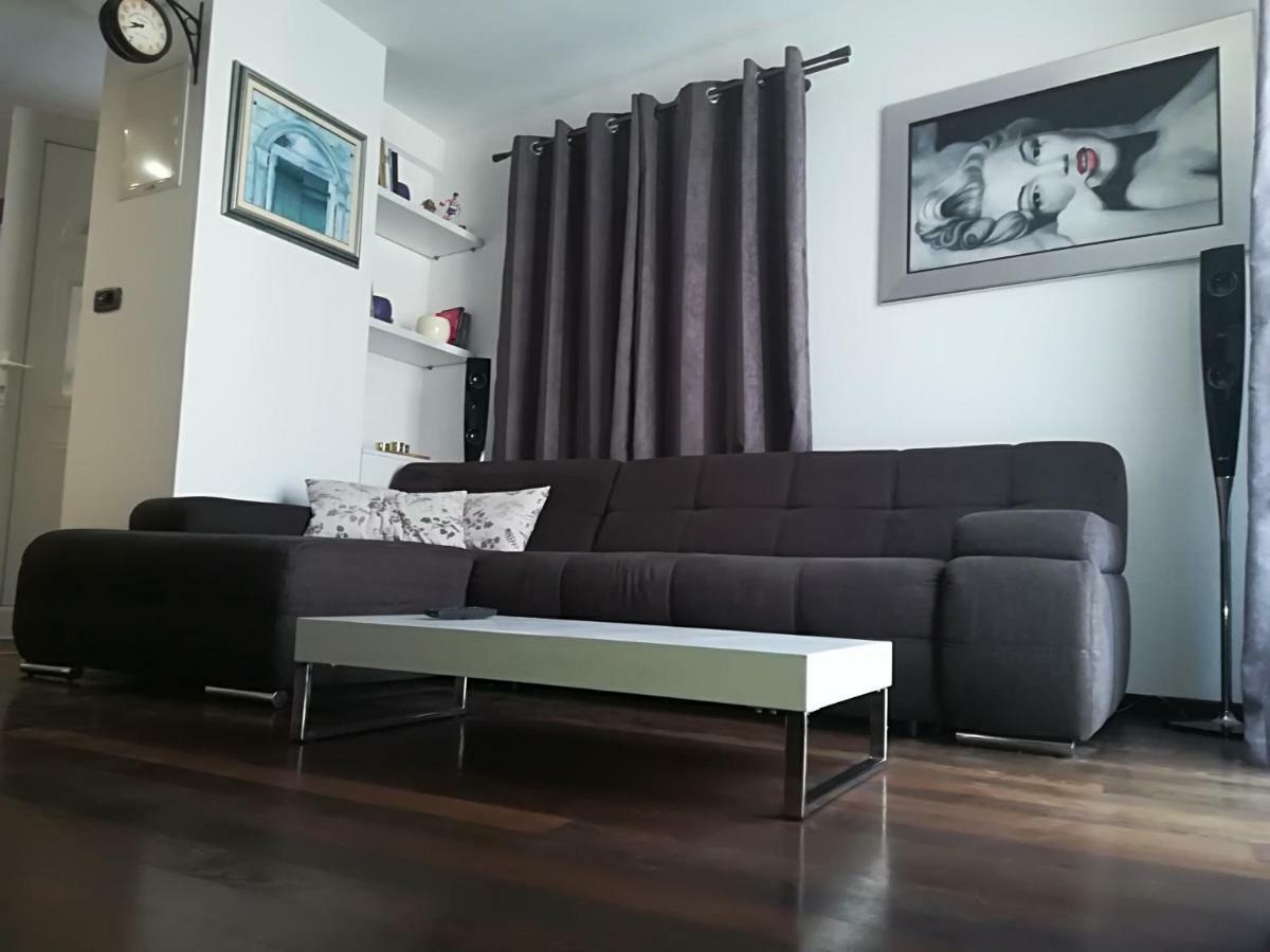 Apartman Brzovic Omis Exterior photo
